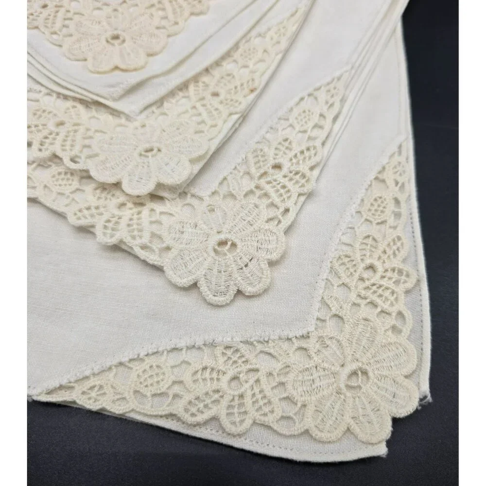 Vintage Cream Linen Napkins With Intricate Lace Floral Corners Set Of 4 JJ3964